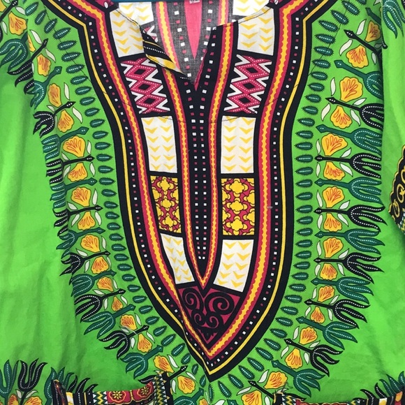 Ladies Extremely Colorful Top - Picture 3 of 10